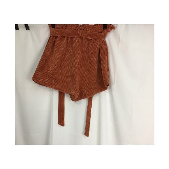She t Sky  Women's Button Up Corduroy Shorts with Belt, Ruffle Waist Pockets M - Picture 6 of 8